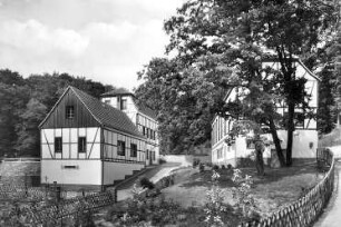 Grimma. Grundmühle (Betriebsakademie des VEB MAG Grimma), Ansichtskarte