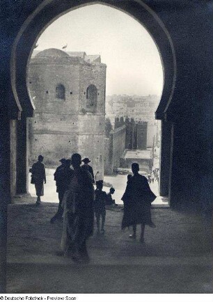 Tor in Casablanca vor der Stadt