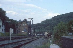 Kyllburg Empfangsgebäude Bahnsteig Ausfahrsignal