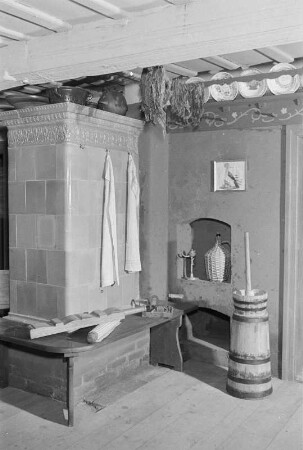 Spreewaldmuseum Lehde. Ofen : Muzej pod hołym njebjom na Lědach. Kachle. Butrobas a sudobja : Lehde / Lědy
