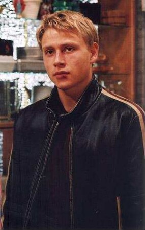 Max Riemelt
