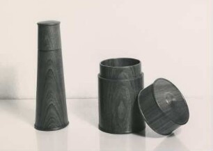 Zigarrendose und Teedose von Johann Kunst und Günther Kunst