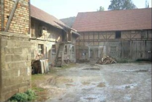 ein Teil des ehemaligen Gutes; Baumaterial