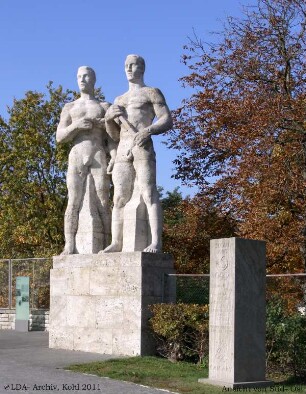 Staffelläufer; Berlin, Charlottenburg-Wilmersdorf