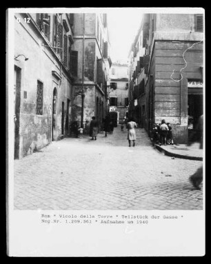 Vicolo della Torre