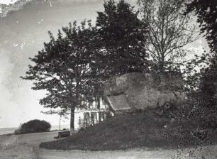 Gedenkstein für die Gründung des 1. deutschen Seebades 1793 durch Friedrich Franz I.