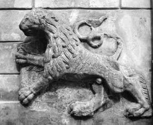Löwe vom ehemaligen Völkermarkter Tor (Sogenanntes Löwala) : Löwe vom ehemaligen Völkermarkter Tor (Sogenanntes Löwala) (1576/1600). Klagenfurt, Getreidegasse 3, Wohnhaus