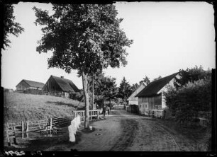 Ostpreußen. Unbekannter Ort. Eventuell in Eckertsdorf an der Krytina (Wojnowo/Polen)