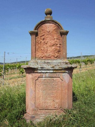 Bildstock Dreifaltigkeit; Oestrich-Winkel, Räuscherberg