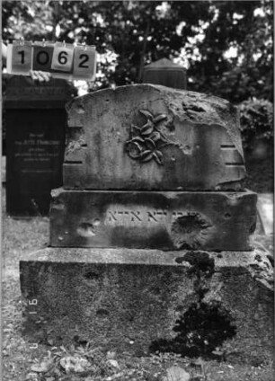 Grabstein 1062
