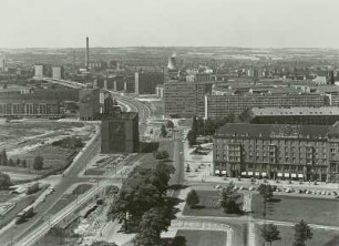 Dresden. Blick vom Rathausturm über den Dr.-Külz-Ring nach Westen