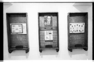 Kleinbildnegativ: Elefanten Press Galerie, „Zaster, Knete, schnöder Mammon“, 1988