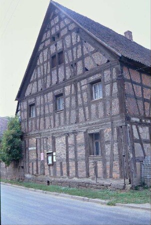 Fachwerkgebäude; Backsteine dekorativ eingesetzt