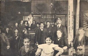 Postkartenalbum. "Spanische Weinstube von Baudilio Cusi neben der kleinen Kirche". Weinstube