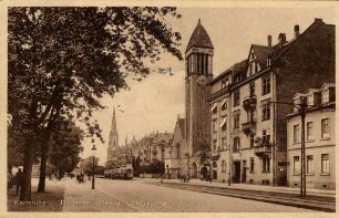 Postkartenalbum mit Motiven von Karlsruhe. "Karlsruhe. Durlacher Allee und Lutherkirche"