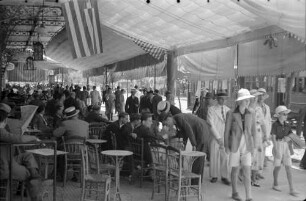 Athen: Kaffeehaus am Omonia, am Panepistimiou, Kino Rex