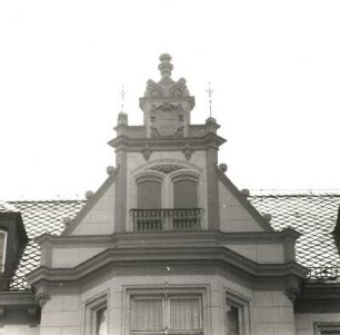 Cottbus, Karl-Liebknecht-Straße 7. Wohn-und Verwaltungsgebäude (Deutsche Bank). 1898. Giebel