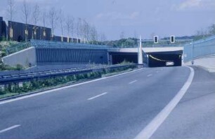 Tunnel Eching