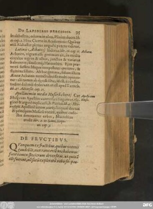 De Fructibus.