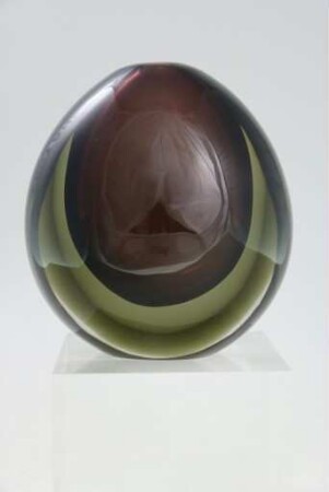 Eiförmige Vase