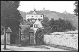 Radebeul. Hoflößnitz - Bismarckturm, Spitzhaus
