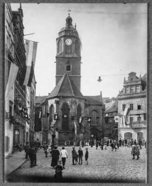 Meißen : Marktplatz mit Blick zur Frauenkirche