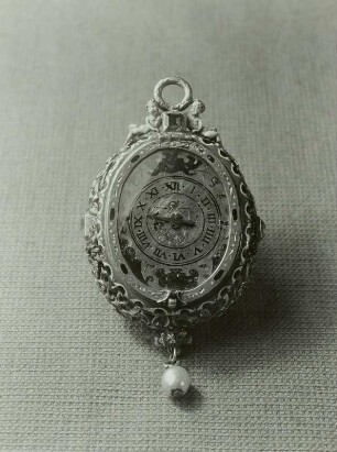 Anhängeruhr mit zwei Putti : Technikgeschichte | Grundlagen der Technik, Wissenschaft und Kultur | Mess- und Regeltechnik | Uhren, Zeitmesser | Taschen- und Reiseuhren, Armbanduhren