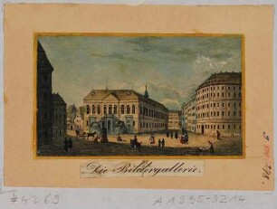 Der Jüdenhof in Dresden, Blick vom Neumarkt zur Gemäldegalerie (Stallgebäude, Johanneum), rechts das Hotel Stadt Berlin mit runder Ecke