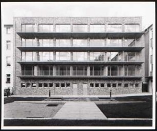 Engelhardt Hof, Berlin: Ansicht der Hofseite von Bauteil C (Wohnbau)