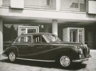BMW Oberklassewagen "502-3,2" und "502-3,2 Super" von Peter Szymanowski