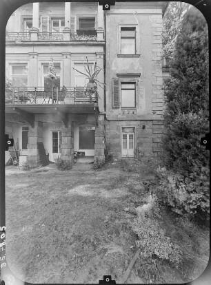 Dresden-Neustadt, Bautzner Straße 94. Wohnhaus (1893). Gartenfront (Teilansicht)