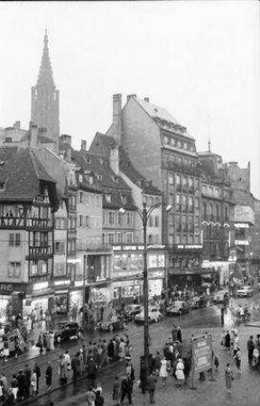 Straßburg: Parkplatz am Place Kleber