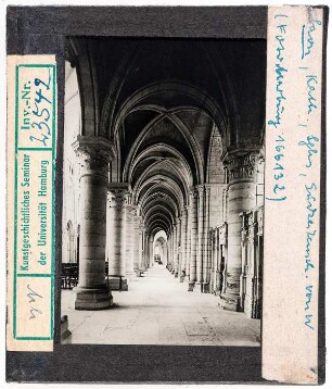Laon: Kathedrale, Inneres, Südseitenschiff von Westen