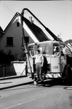 Freiburg, Hochdorf: Kanalreinigungswagen zum ersten Mal in Hochdorf