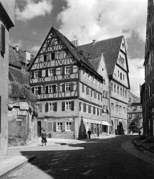 Nördlingen. Ehemaliges Tanzhaus (1442-1444, um 1500 und 1829-1830). Eckansicht