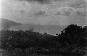 Bucht von Funchal : Die Stadt Funchal und die davorliegende Bucht.
