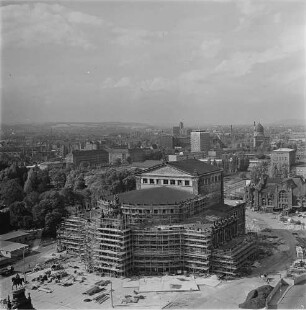 Dresden. Semperoper (Wiederaufbau 1977-1985). Außenansicht