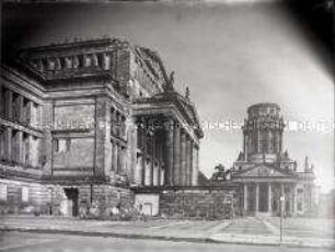 Berlin, Deutsches Schauspielhaus und Französischer Dom