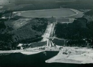Schleuse der Staustufe Geesthacht, 1964-1965