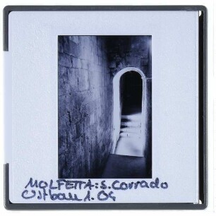 Molfetta, S. Corrado / Duomo Vecchio : Innenansicht Durchgang erstes Obergeschoss Ostbau