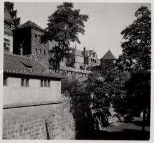 Nürnberg, Stadtmauer mit Germanischem Nationalmuseum
