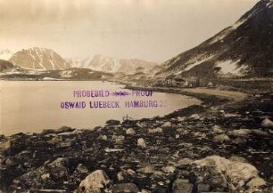 Spitzbergen (Norwegen). Smerenbergbucht mit dem Andreehaus
