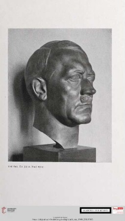 [Büste Adolf Hitler]