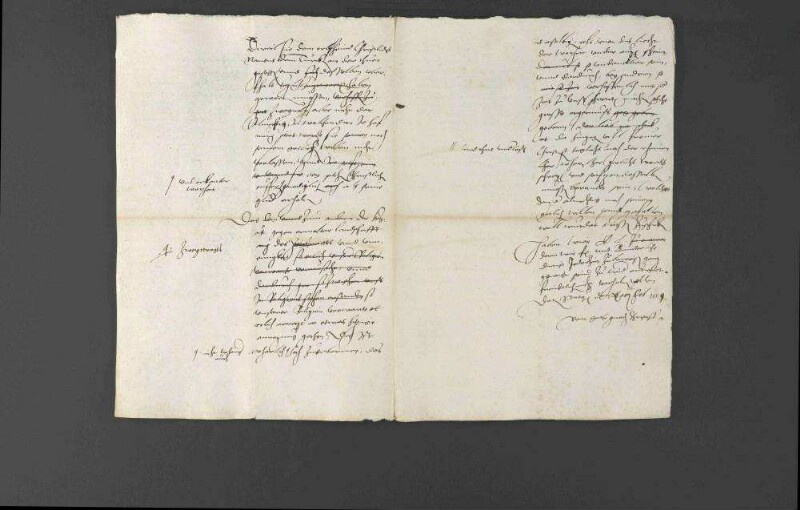 Pfalzgraf Wolfgang teilt Herzog Christoph von Württemberg neue Zeitungen mit, die er von Pfalzgraf Ottheinrich bezüglich der Fortschritte der Türken in Ungarn und des von den österreichischen Landständen bei Kaiser Ferdinand I. angebrachten Gesuchs, die Lehre des Augsburger Bekenntnisses zuzulassen, erhalten habe, wobei der Herzog sein Bedauern über den Konflikt des Kaisers mit den Protestanten äußert.