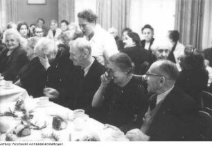 Volkssolidarität. Weihnachtsfeier für Veteranen, Dezember 1963