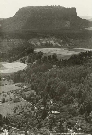 Sächsische Schweiz, Oberrathen und Lilienstein von der Bastei aus gesehen