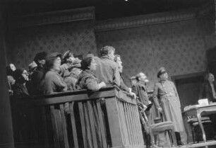 Szenenbilder aus " Aufruf an der Mauer", Meininger Theater, 1954