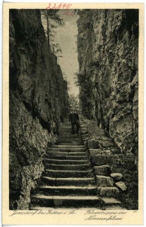 Jonsdorf. Felsentreppe im Nonnenfelsen