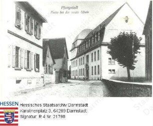 Pfungstadt, Goetheschule und ehemalige Mädchenschule (links)