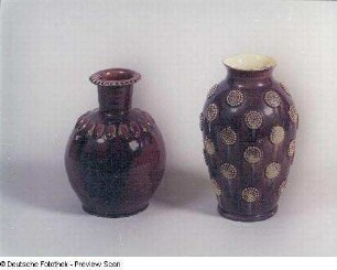 Vase : Zwei Vasen (1. H. 20. Jh.; wohl K. Feuerriegel)